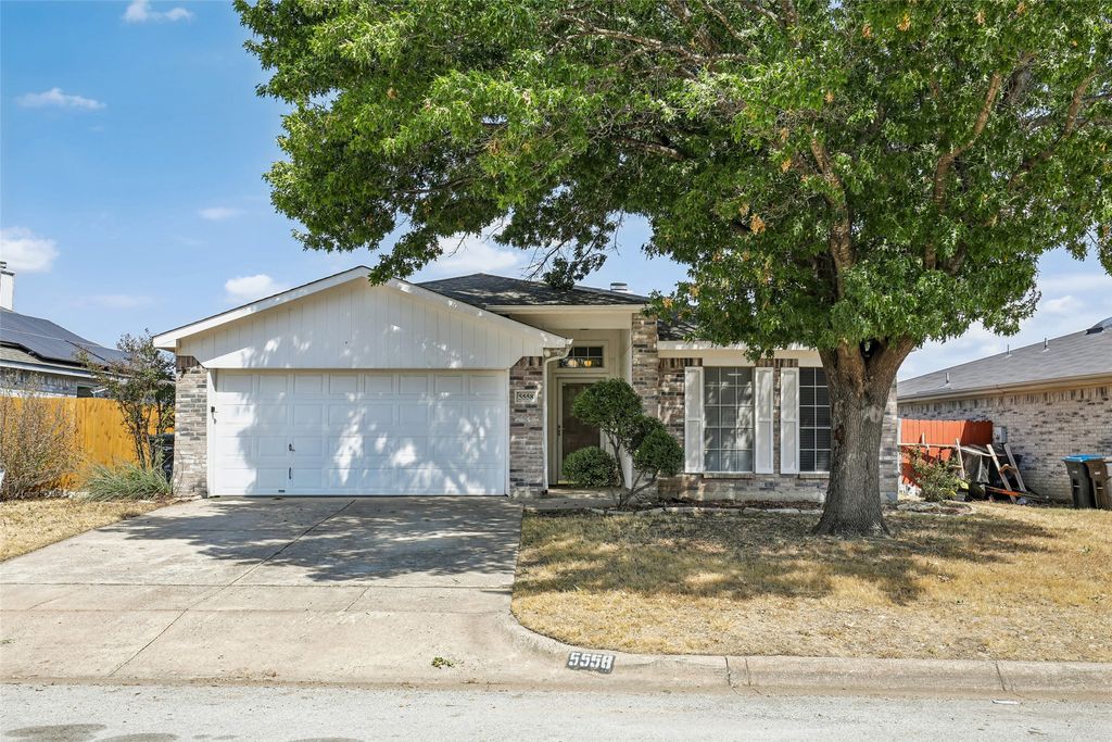 5558 Heatherglen Terrace, Fort Worth, TX 76179 — exterior
