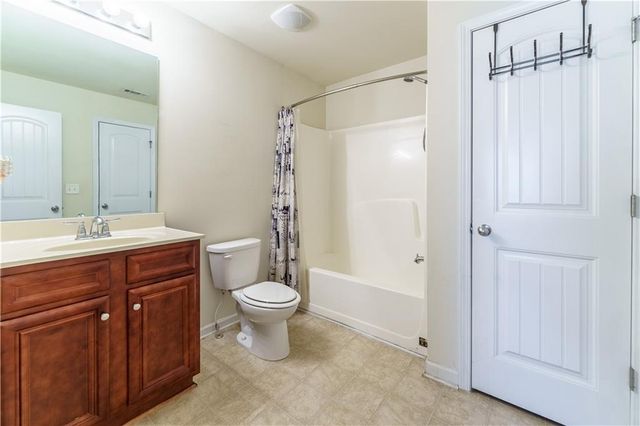 18 Canyon View Drive, Newnan, GA 30265