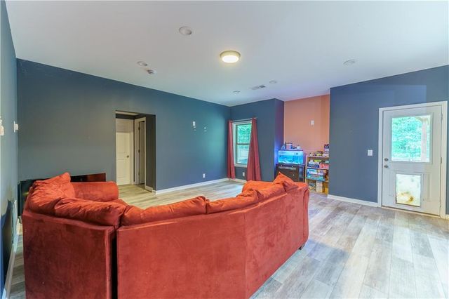 18 Canyon View Drive, Newnan, GA 30265