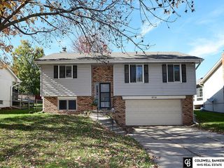 6718 S 87Th Street, Ralston, NE 68127
