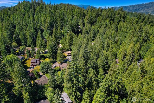 10 Austin Creek Lane, Bellingham, WA 98229