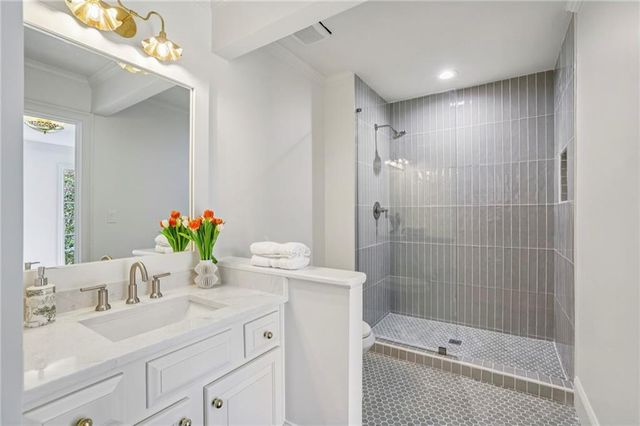 105 Inverness Approach, Roswell, GA 30075