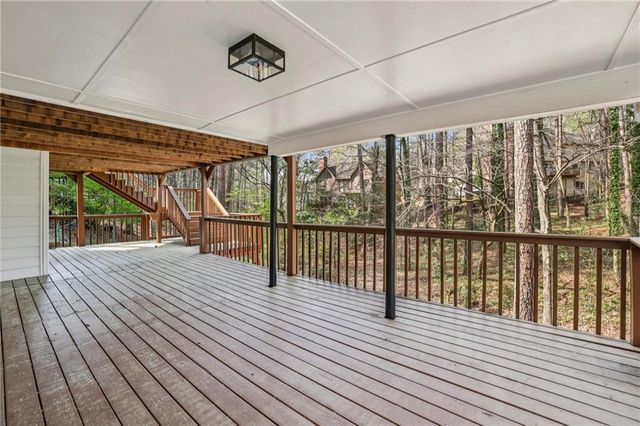 105 Inverness Approach, Roswell, GA 30075