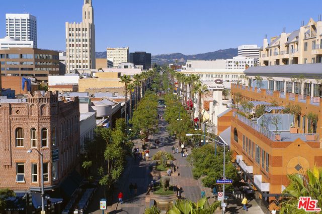 1447 Stanford Street C, Santa Monica, CA 90404