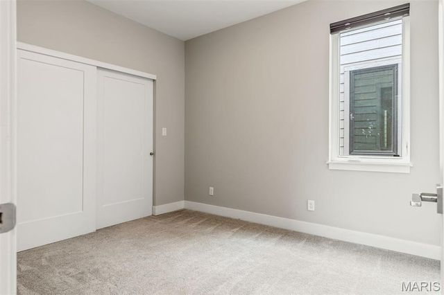 4326 Vista Avenue, St Louis, MO 63110