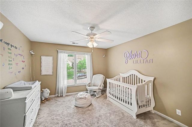 20613 W 96th Terrace, Lenexa, KS 66220