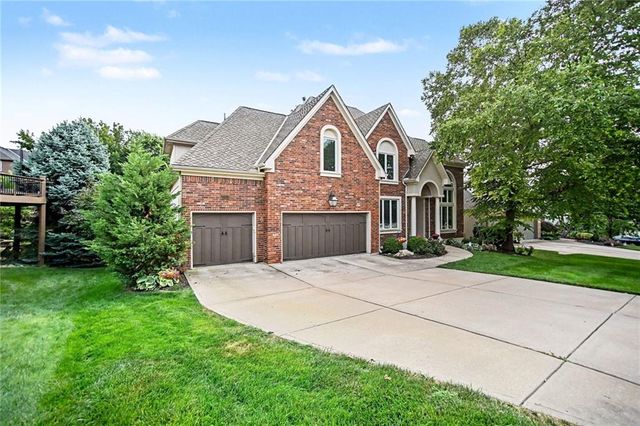 20613 W 96th Terrace, Lenexa, KS 66220