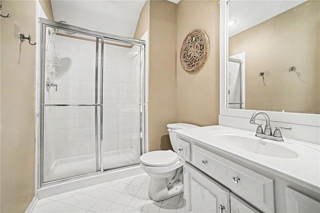 20613 W 96th Terrace, Lenexa, KS 66220