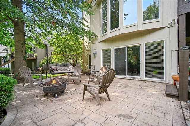 20613 W 96th Terrace, Lenexa, KS 66220