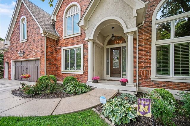 20613 W 96th Terrace, Lenexa, KS 66220
