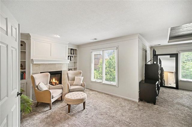 20613 W 96th Terrace, Lenexa, KS 66220