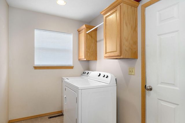 730 W Apache Street, Republic, MO 65738