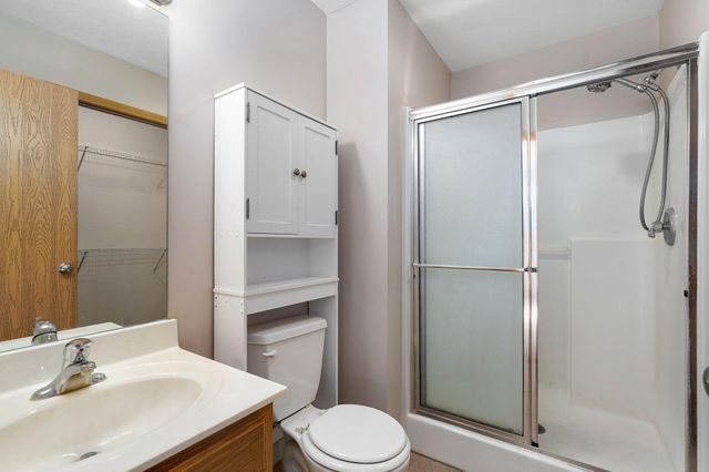 730 W Apache Street, Republic, MO 65738