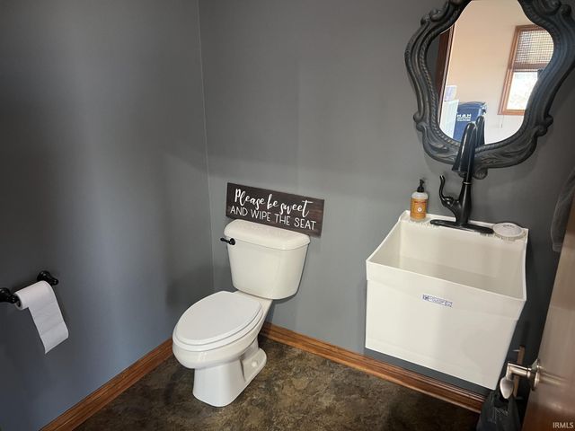 1522 W 700 N Street, Huntington, IN 46750