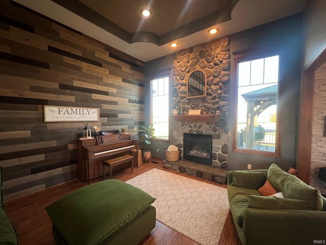 1522 W 700 N Street, Huntington, IN 46750