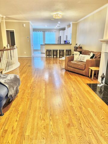 1310 W Webster Street, Houston, TX 77019