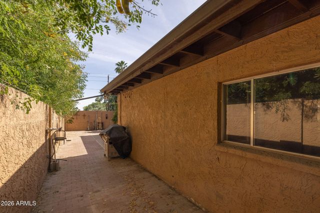 6501 N LA PALOMA ESTE --, Phoenix, AZ 85014