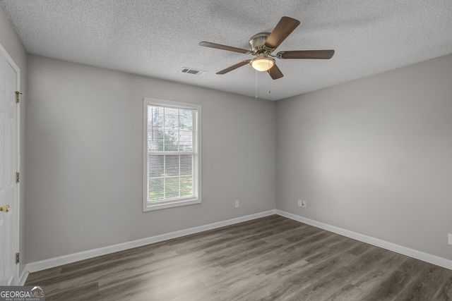 1509 N Hampton Court, Hampton, GA 30228