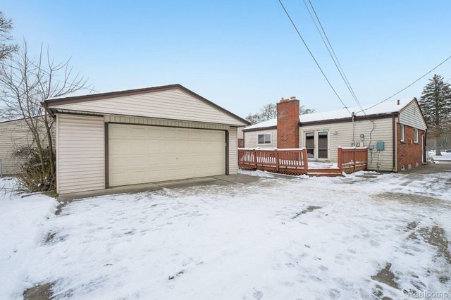 28312 Mackenzie Drive, Westland, MI 48185