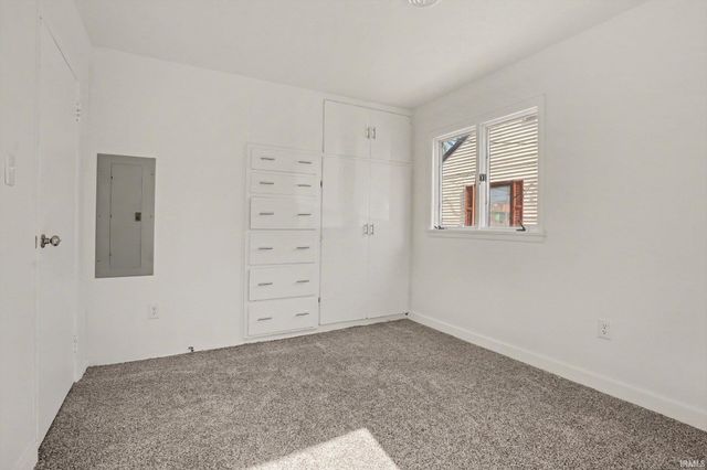 122 E Willow Drive, South Bend, IN 46637