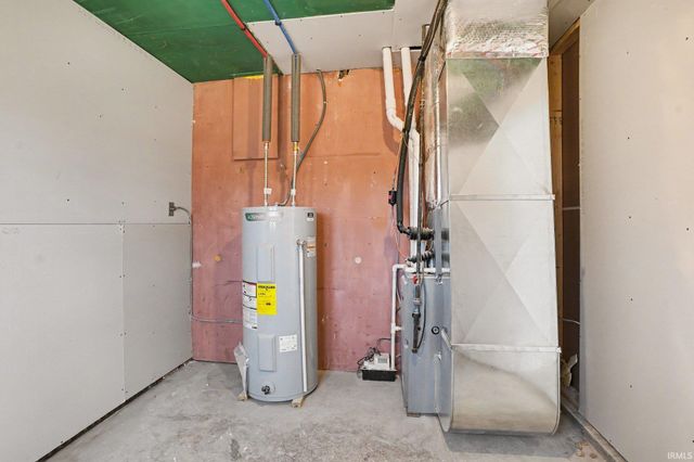 122 E Willow Drive, South Bend, IN 46637