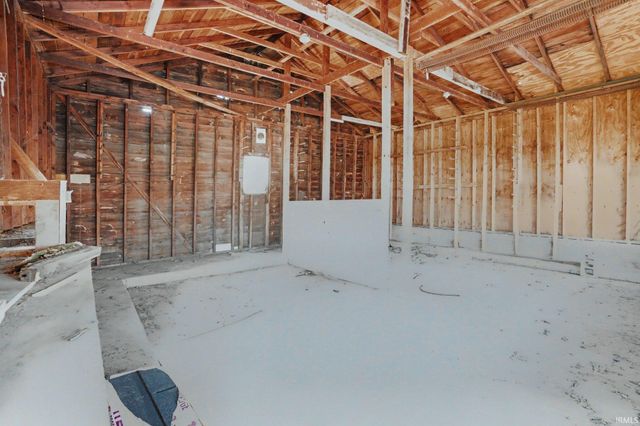 122 E Willow Drive, South Bend, IN 46637