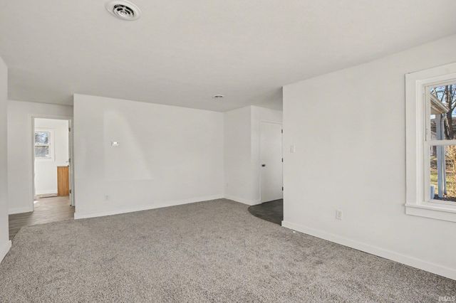 122 E Willow Drive, South Bend, IN 46637