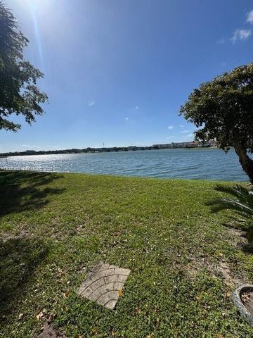14621 Balgowan Rd 102-3, Miami Lakes, FL 33016