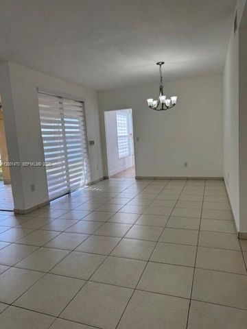 14621 Balgowan Rd 102-3, Miami Lakes, FL 33016