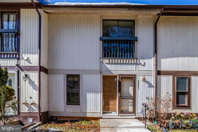 5502 PEPPERCORN DR, Burke, VA 22015