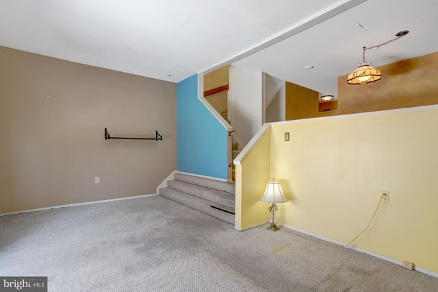 5502 PEPPERCORN DR, Burke, VA 22015