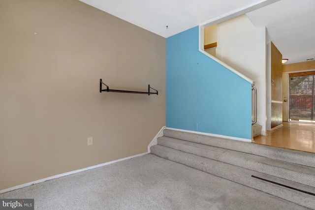 5502 PEPPERCORN DR, Burke, VA 22015