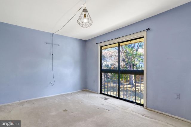 5502 PEPPERCORN DR, Burke, VA 22015