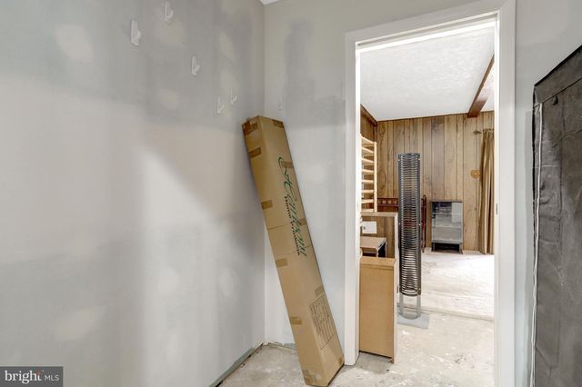 5502 PEPPERCORN DR, Burke, VA 22015