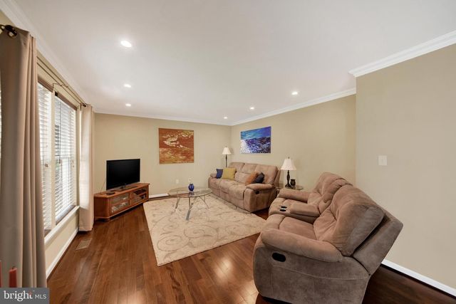 8100 HUNTMASTER CT, Glen Burnie, MD 21061
