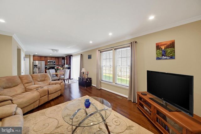8100 HUNTMASTER CT, Glen Burnie, MD 21061