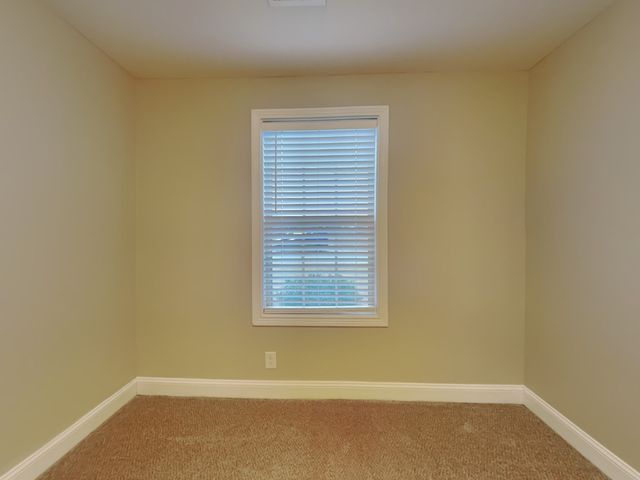 1489 Coronado Dr, Clarksville, TN 37042