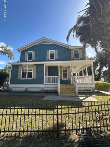 2210 Waddell Rd Apt 5, Port Royal, SC 29935