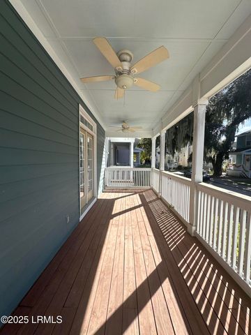 2210 Waddell Rd Apt 5, Port Royal, SC 29935