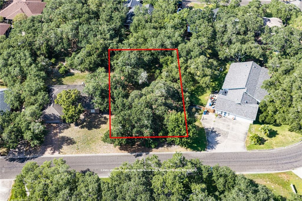 3209 Henderson St, Rockport, TX 78382 — exterior