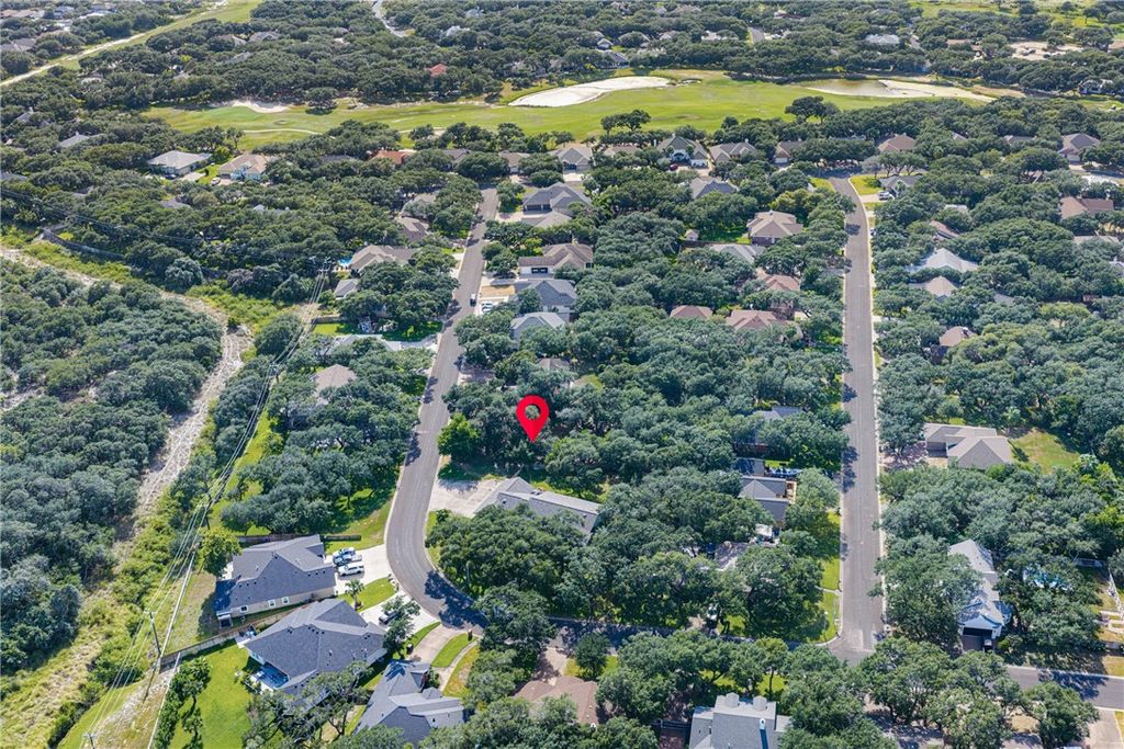 3209 Henderson St, Rockport, TX 78382 — photo 3