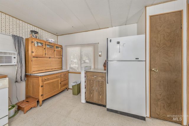 3315 NW 7th Ave, Ontario, OR 97914