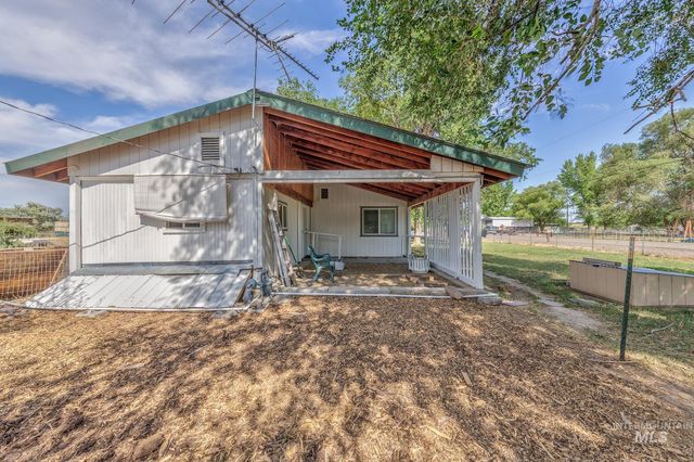 3315 NW 7th Ave, Ontario, OR 97914