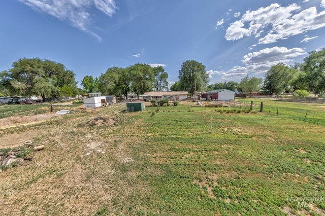 3315 NW 7th Ave, Ontario, OR 97914