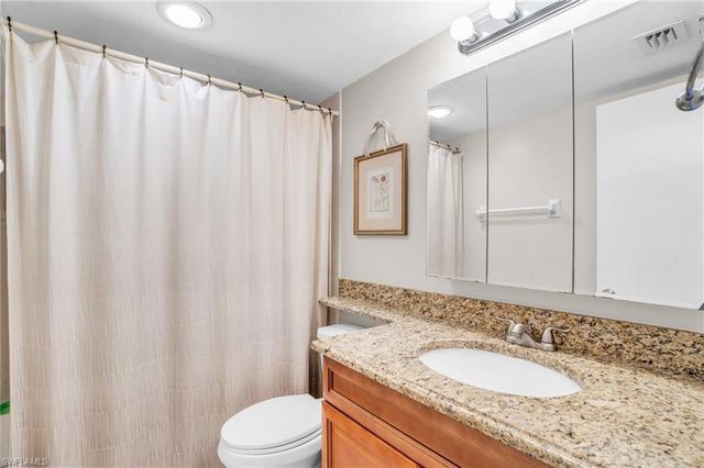 4640 Chantelle DR N204, Naples, FL 34112