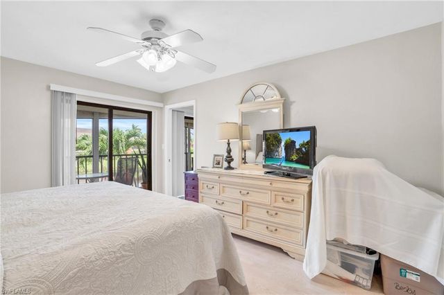 4640 Chantelle DR N204, Naples, FL 34112