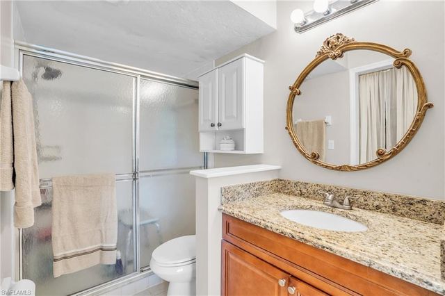 4640 Chantelle DR N204, Naples, FL 34112