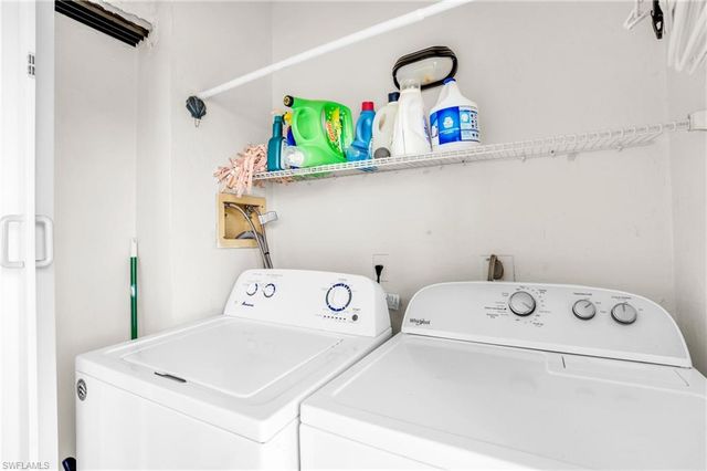 4640 Chantelle DR N204, Naples, FL 34112