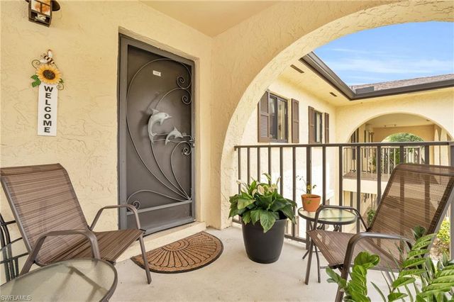 4640 Chantelle DR N204, Naples, FL 34112