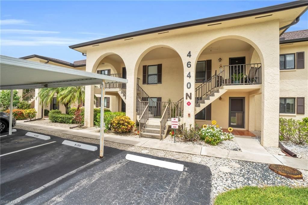 4640 Chantelle DR N204, Naples, FL 34112